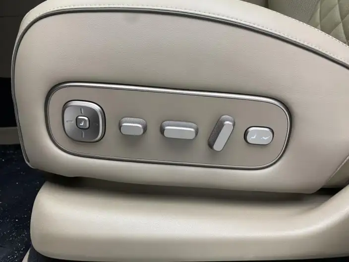 Li Auto L8 2026 Model Ultra – фото 17