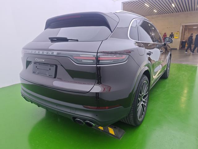 Porsche Cayenne 2019 Cayenne 3.0T – фото 6
