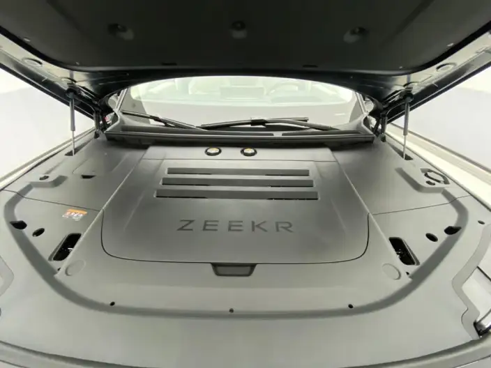 ZEEKR 9X 2025 Model Hyper Edition 70kWh VI seat – фото 9