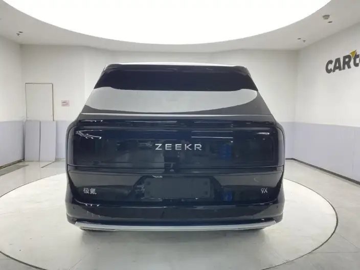 ZEEKR 9X 2025 Model Hyper Edition 70kWh VI seat – фото 6