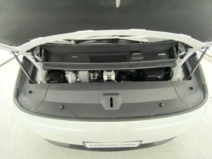 Li Auto MEGA 2024 Model Ultra Edition – фото 38