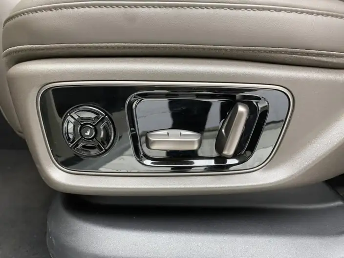 Li Auto MEGA 2024 Model Ultra Edition – фото 44