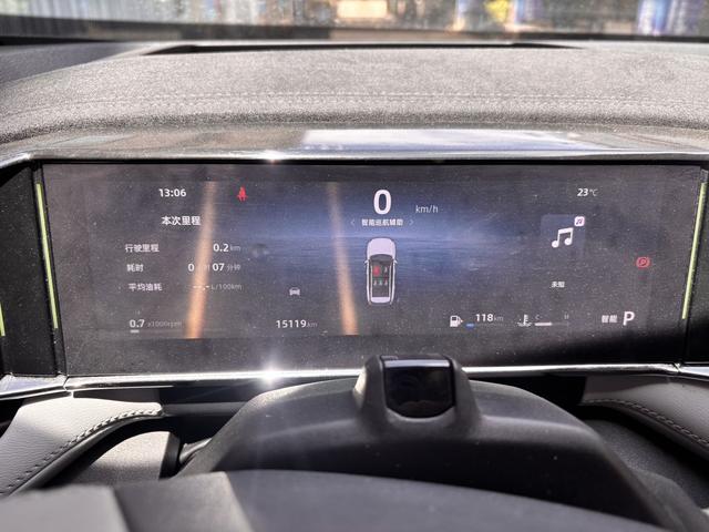 Geely Boyue L 2023 1.5TD DCT Pride Edition – фото 12