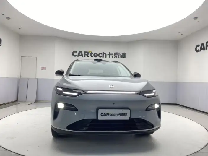 Leapmotor C11 2026 Model EV Edition 640 LiDAR Zhizun Edition – фото 2