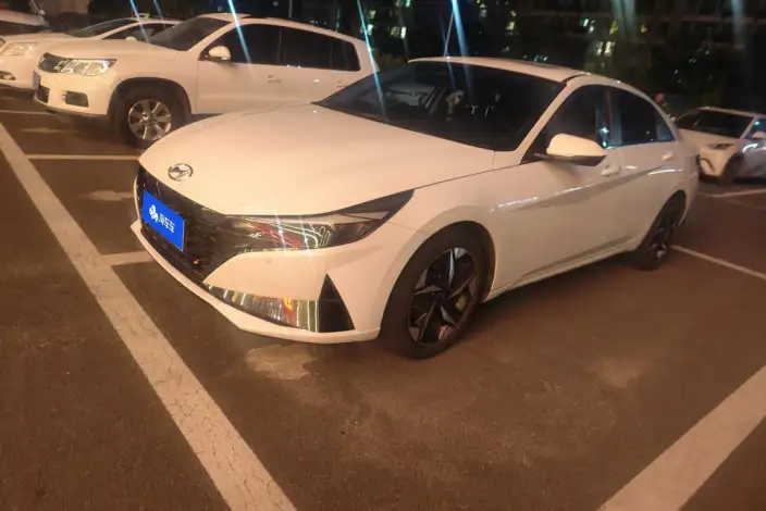 Hyundai Ioniq 2022 Model 1.5L CVT LUX Premium Edition – фото 18
