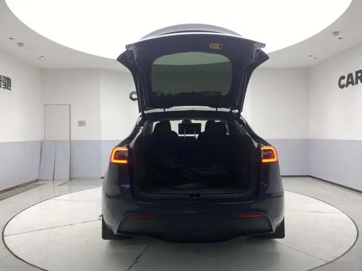 Model Y 2024 Model Rear-wheel drive version – фото 11