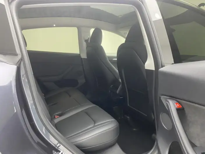 Model Y 2024 Model Rear-wheel drive version – фото 28