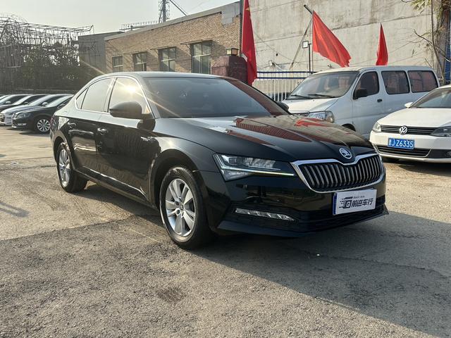 Skoda Superb Модель 2019 года TSI280 DSG Standard Edition – фото 3