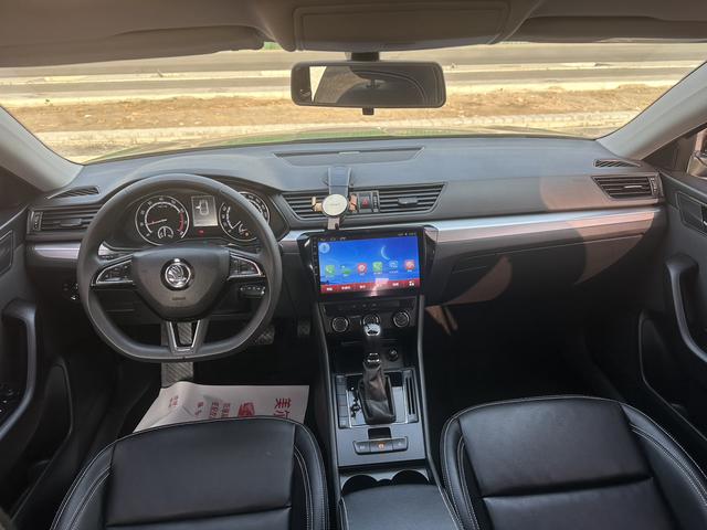 Skoda Superb Модель 2019 года TSI280 DSG Standard Edition – фото 4