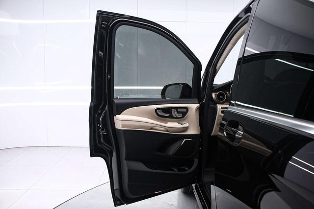 Mercedes-Benz V-Class Модель 2020 года V 260 L Long wheelbase Deluxe Edition – фото 11