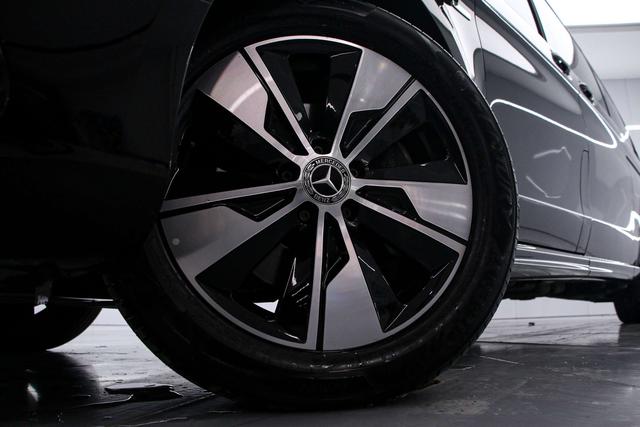 Mercedes-Benz V-Class Модель 2020 года V 260 L Long wheelbase Deluxe Edition – фото 16