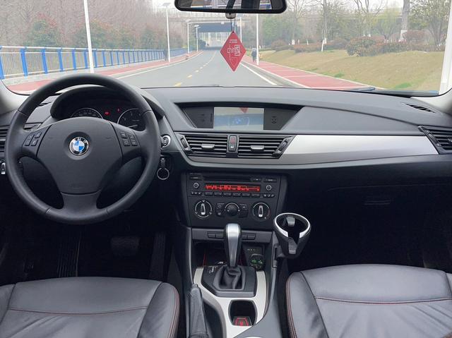 BMW X1 2013 sDrive18i Fashion – фото 21
