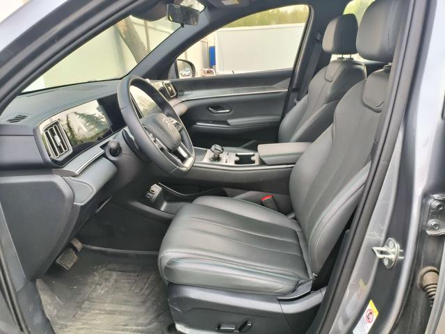 BYD Destroyer 05 2022 DM-i 55KM Com f ort 2025 модификация Second generation Smart Driving Edition DM-i 115KM Transcendent – фото 7