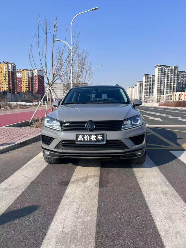 Volkswagen Touareg 2016 модификация 3.0TSI есть тип – фото 2