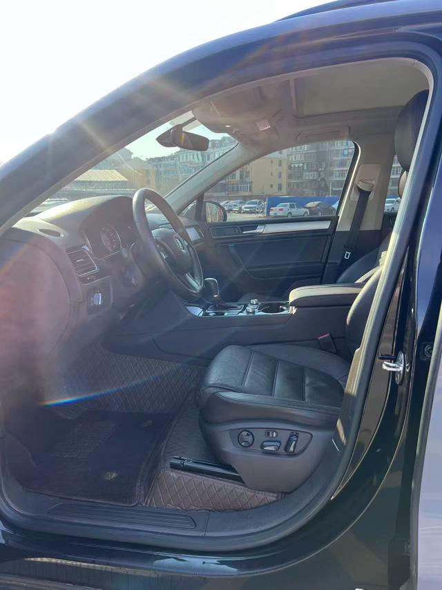 Volkswagen Touareg 2016 модификация 3.0TSI есть тип – фото 9