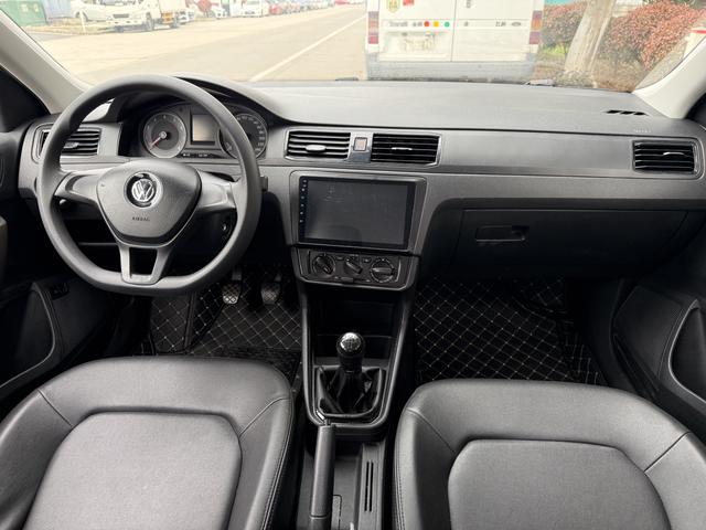 Volkswagen Santana 2016 1.6L Manual Fashion – фото 7