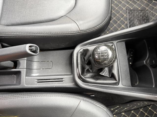 Volkswagen Santana 2016 1.6L Manual Fashion – фото 8