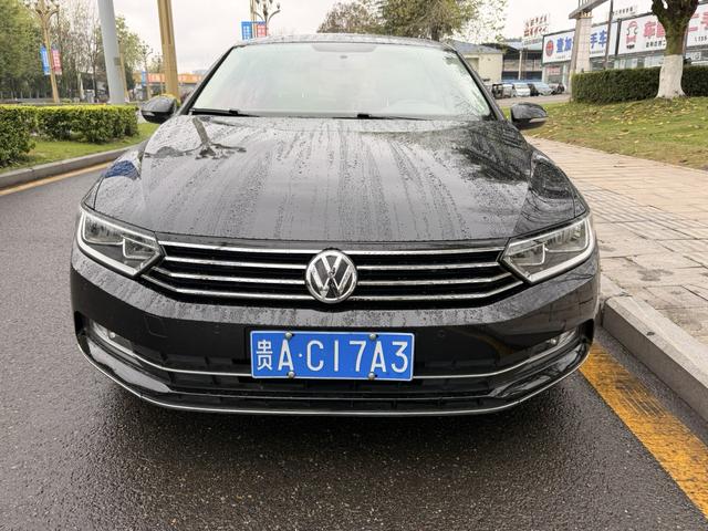 Volkswagen Magotan 2018 330TSI DSG Leading – фото 2