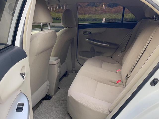 Toyota Corolla 2013 Special Edition 1.6L Automatic Cool GL – фото 9