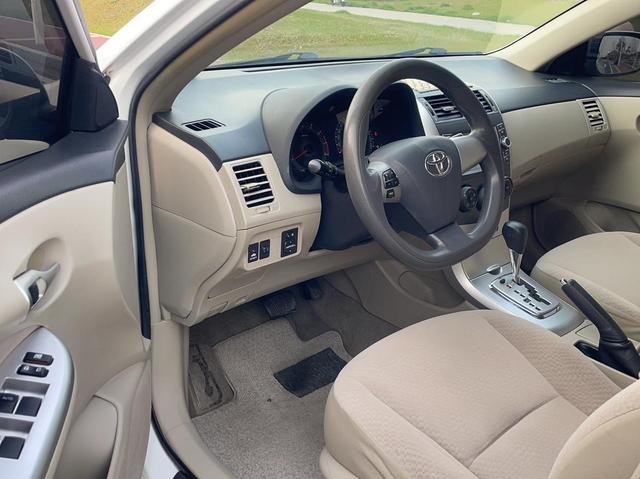 Toyota Corolla 2013 Special Edition 1.6L Automatic Cool GL – фото 11