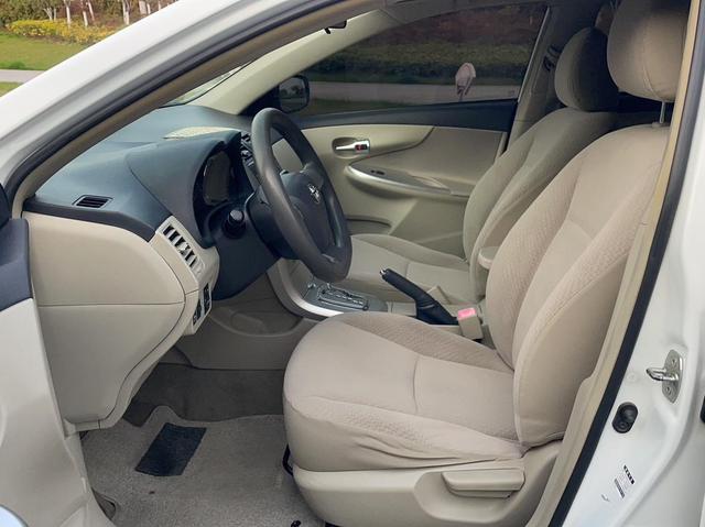 Toyota Corolla 2013 Special Edition 1.6L Automatic Cool GL – фото 14
