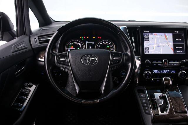 Vell f ire Модель 2020 года Hybrid 2.5L HV Premium Edition – фото 7