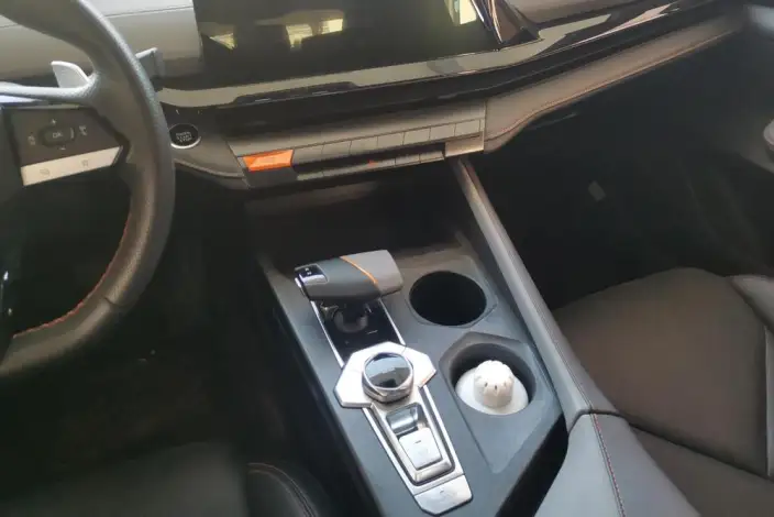 Changan UNI-V 2022 Model 1.5T Noble Model – фото 15
