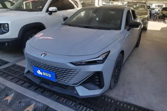Changan UNI-V 2022 Model 1.5T Noble Model – фото 18