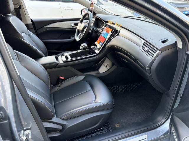 Roewe i6 MAX 2020 300TGI Automatic Cool Edition – фото 7