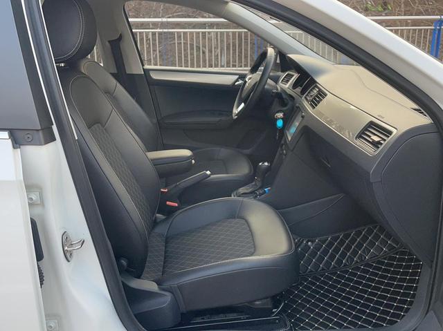Spaceback Модель 2019 года комплектация 1.5L автоматическое Com f ort Edition National V – фото 6