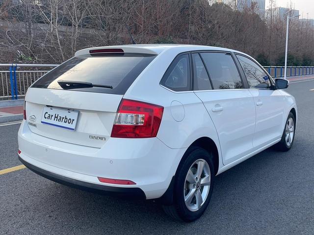 Spaceback Модель 2019 года комплектация 1.5L автоматическое Com f ort Edition National V – фото 10