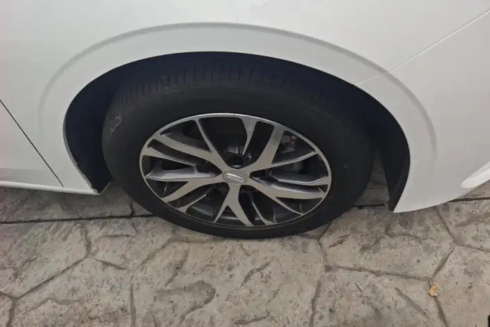 Geely Emgrand 2023 Model No. 4 Gen Champion Edition 1.5L CVT Luxury Model – фото 27
