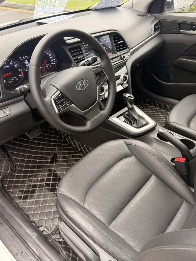 Hyundai Elantra Модель 2019 года 1.5L CVT Smart Hyun · Elite – фото 6