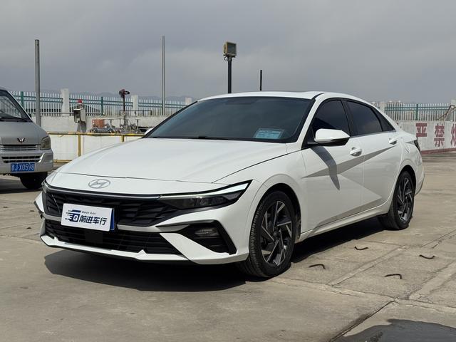 Hyundai Elantra 2023 1.5L CVT GLX Elite – фото 1