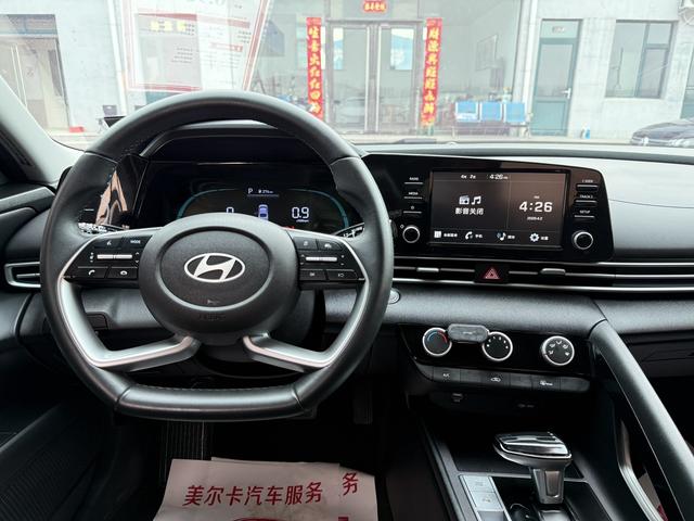 Hyundai Elantra 2023 1.5L CVT GLX Elite – фото 7