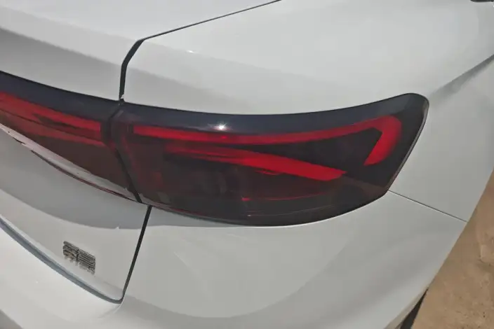 Geely Emgrand 2023 Model No. 4 Gen Champion Edition 1.5L CVT Noble Model – фото 7