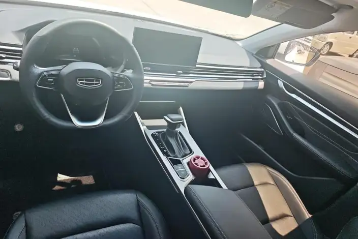 Geely Emgrand 2023 Model No. 4 Gen Champion Edition 1.5L CVT Noble Model – фото 29