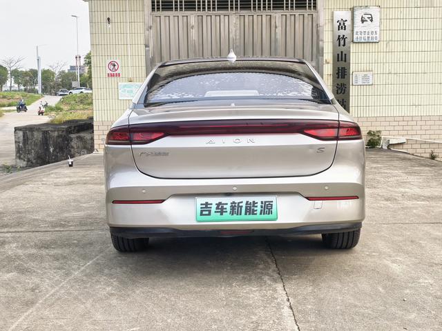 AION S 2022 Phantom 580 – фото 14