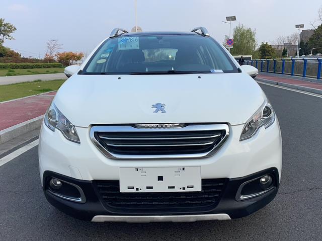 Peugeot 2008 2014 1.6L Automatic Navigation – фото 4