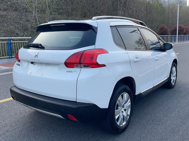 Peugeot 2008 2014 1.6L Automatic Navigation – фото 8