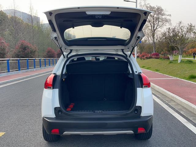 Peugeot 2008 2014 1.6L Automatic Navigation – фото 11