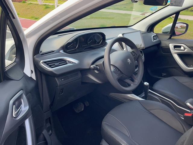Peugeot 2008 2014 1.6L Automatic Navigation – фото 15