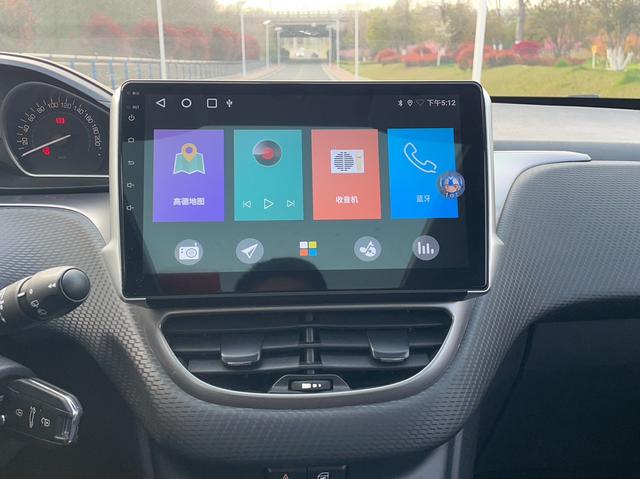 Peugeot 2008 2014 1.6L Automatic Navigation – фото 23