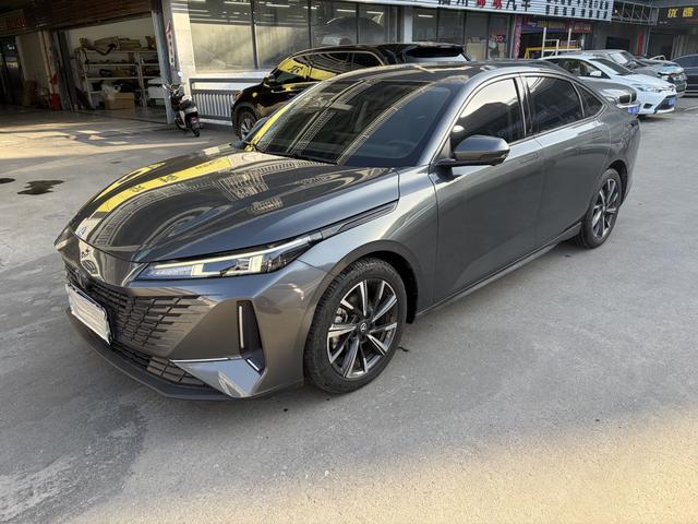 Changan Yida 2023 1.5T GDI Automatic Premium – фото 1