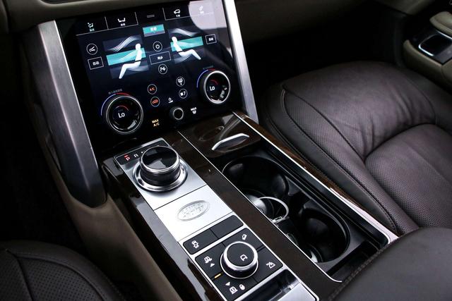 Range Rover 2021 3.0 L6 Heritage Plus Classic – фото 9