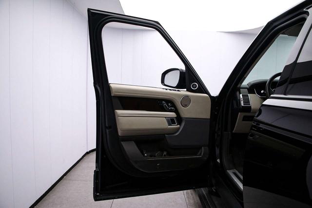 Range Rover 2021 3.0 L6 Heritage Plus Classic – фото 11