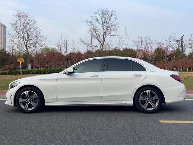 Mercedes-Benz C-Class Модель 2020 года C 260 L Sports Edition – фото 13