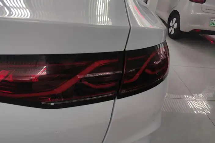 QinL DM 2024 Model DM-i 80KM Leading Model – фото 5