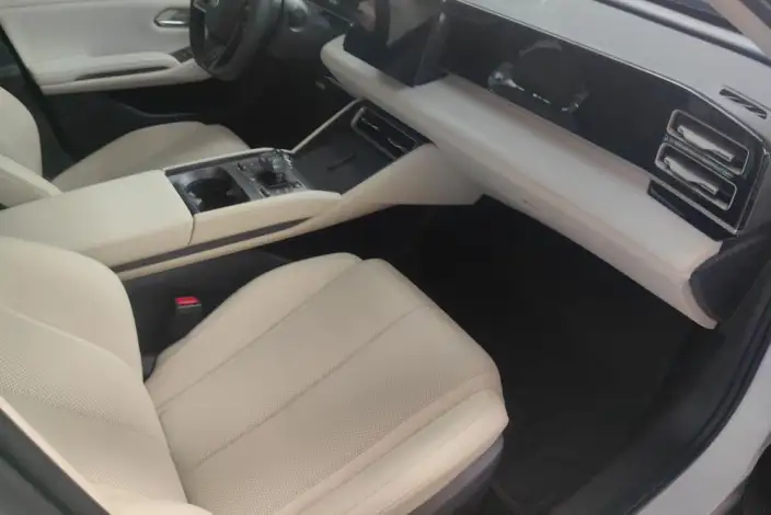 QinL DM 2024 Model DM-i 80KM Leading Model – фото 7