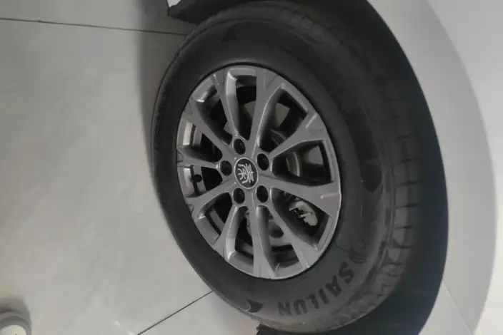 QinL DM 2024 Model DM-i 80KM Leading Model – фото 9